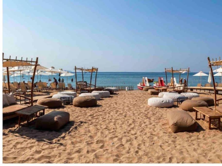 Lux Beach Apartment Vári Eksteriør bilde